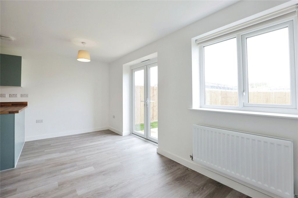 Property photo 3 of 16 3