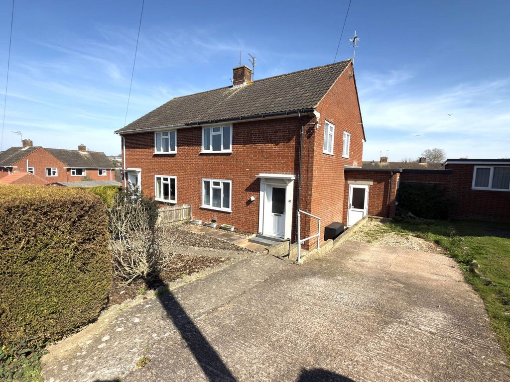 Property photo 1 of 13