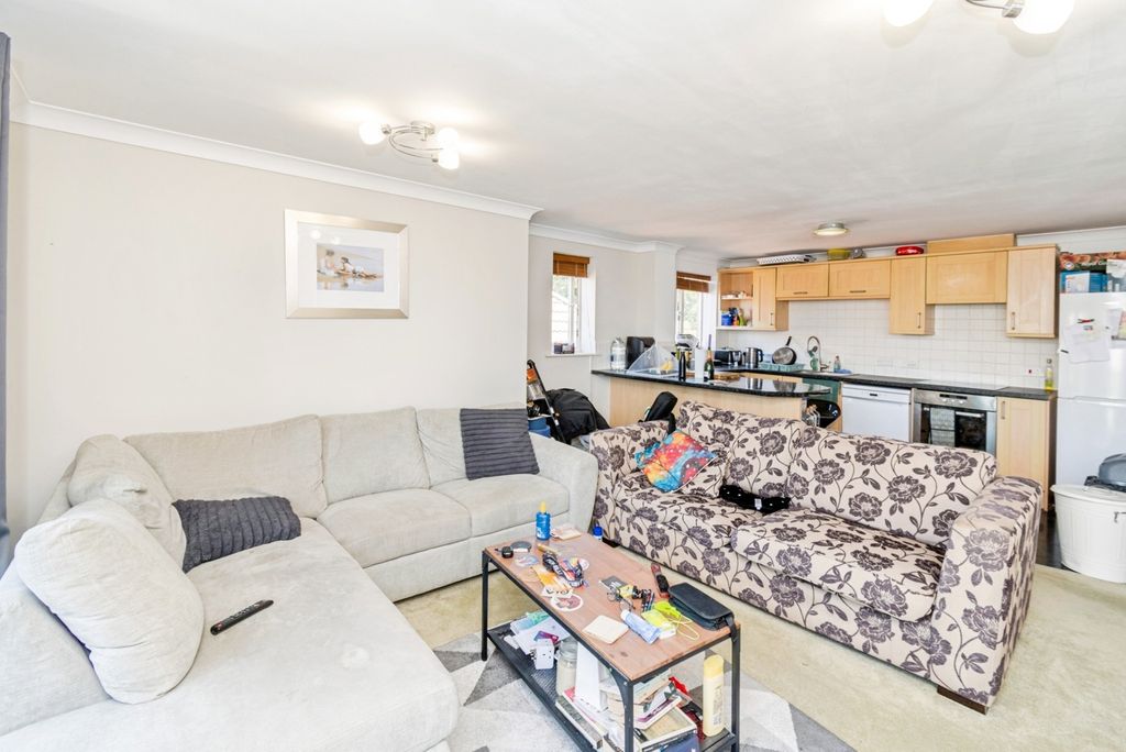 Property photo 3 of 18 Pbox-Img.Jpg