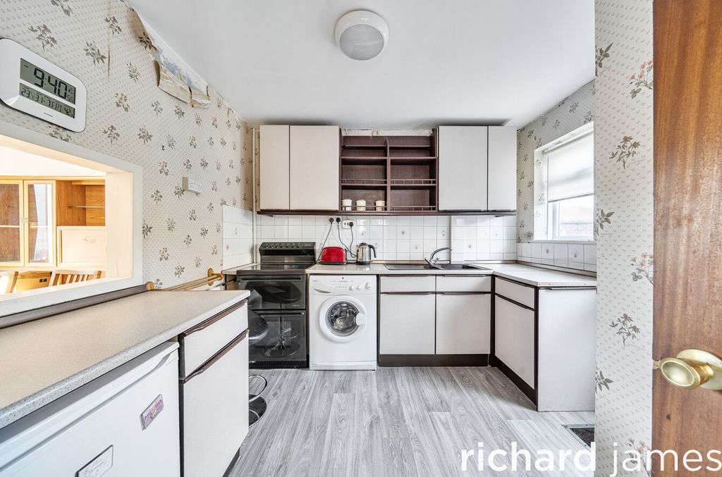 Property photo 3 of 12 F7Ff9E303F34478B99Fb8A641Df2Df7d