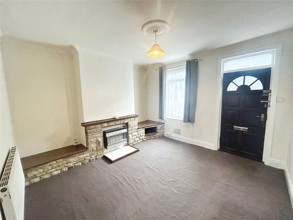 Property photo 2 of 9 Living Room