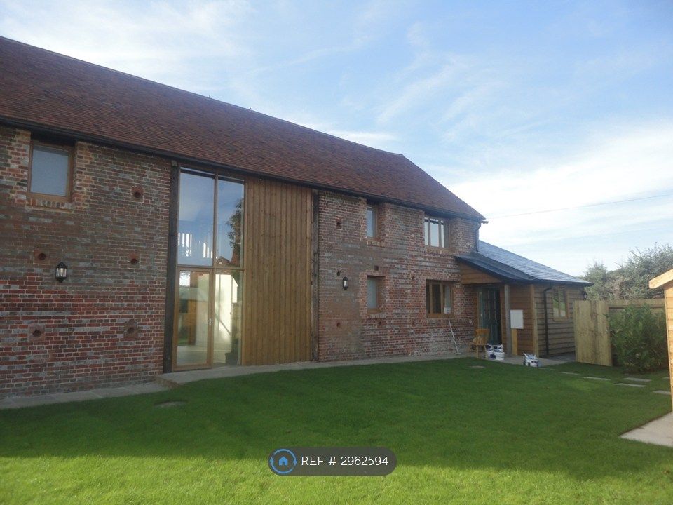 Property photo 2 of 8