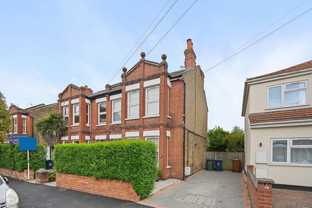 Property photo 1 of 13 6