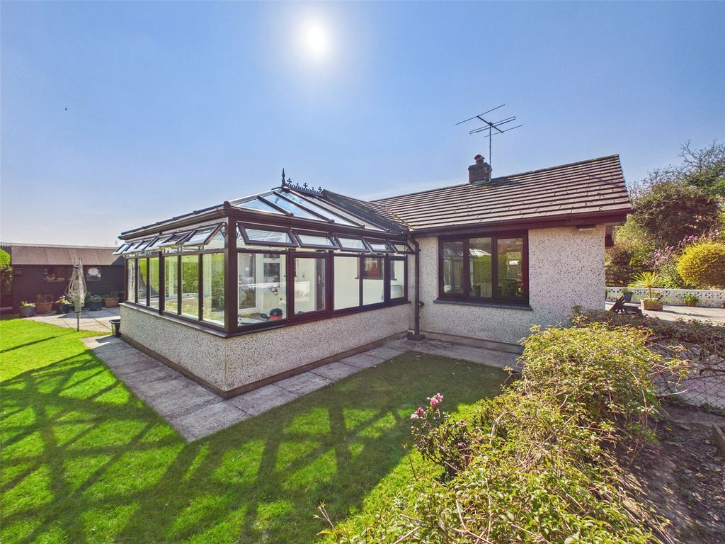 Property photo 2 of 24 Picture No. 13