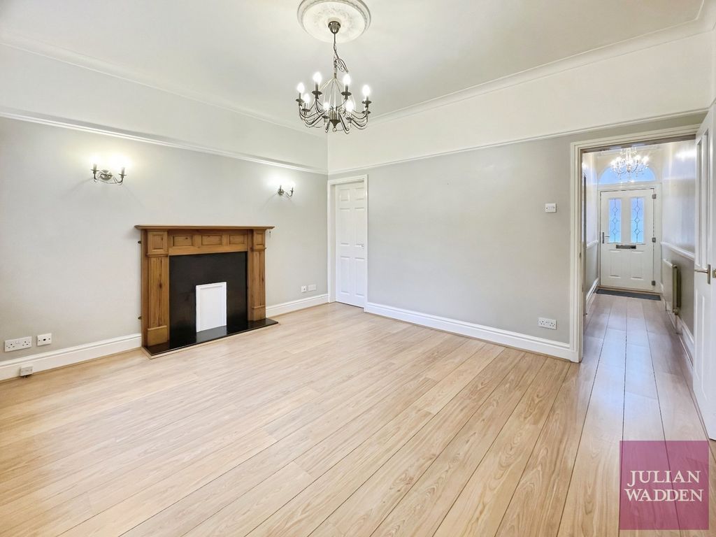 Property photo 2 of 16 Picture No. 08