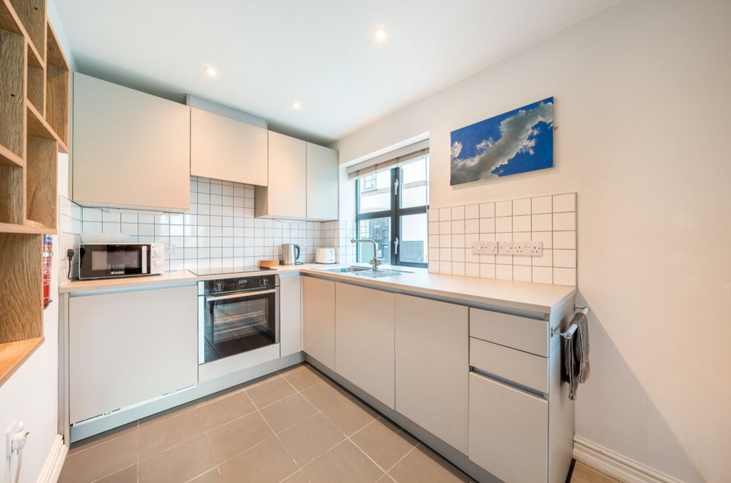 Property photo 3 of 14 1503176 (3)