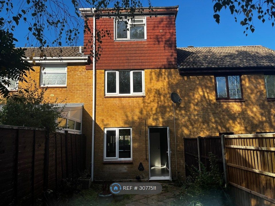 Property photo 2 of 11