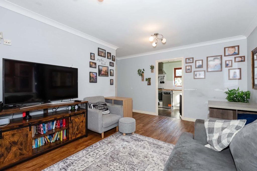 Property photo 1 of 16 Reads Walk_9.Jpg