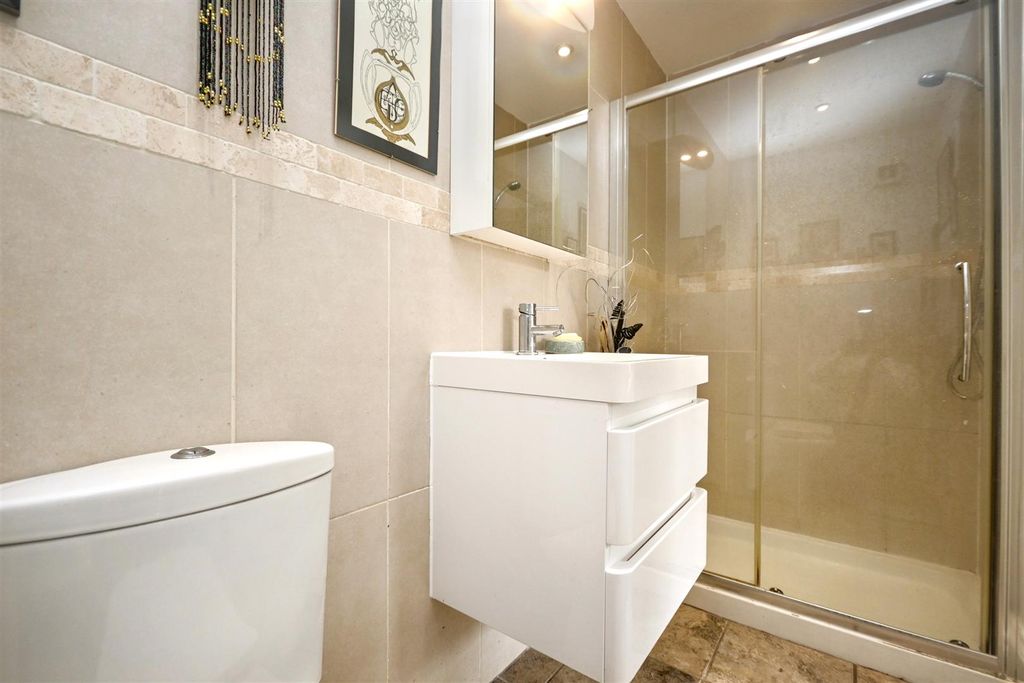 Additional image 8 of 3 bed flat for saleArlington Road, Eastbourne BN21