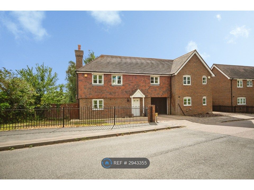Property photo 1 of 19 Front