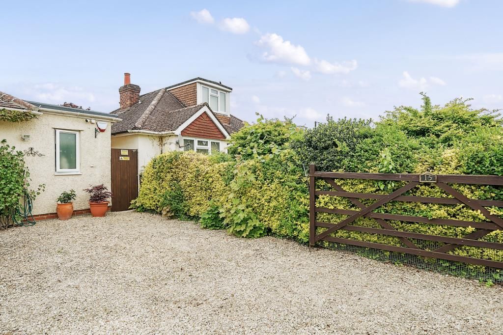 Property photo 1 of 10 Outside View