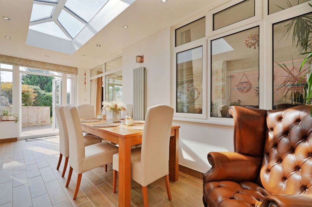 Property photo 2 of 38