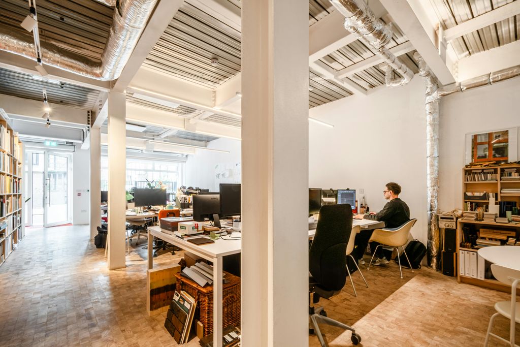 Property photo 3 of 8 Spurtstowe Ter 4-14 U1 - 8.Jpg