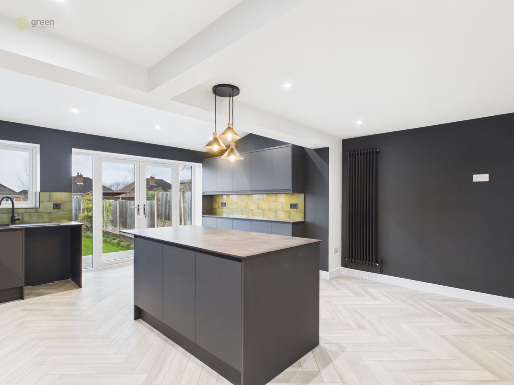 Property photo 3 of 36