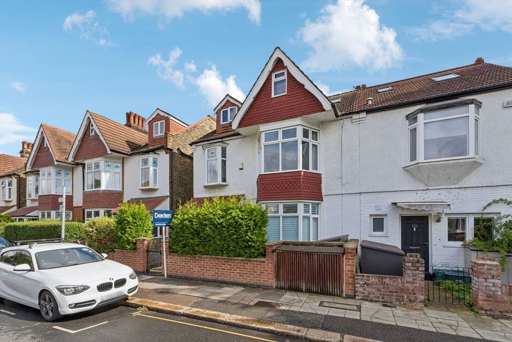 Property photo 1 of 5