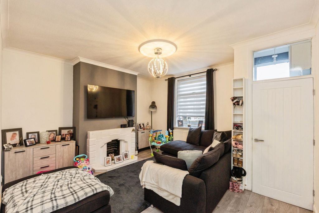 Property photo 1 of 20 Photo #1