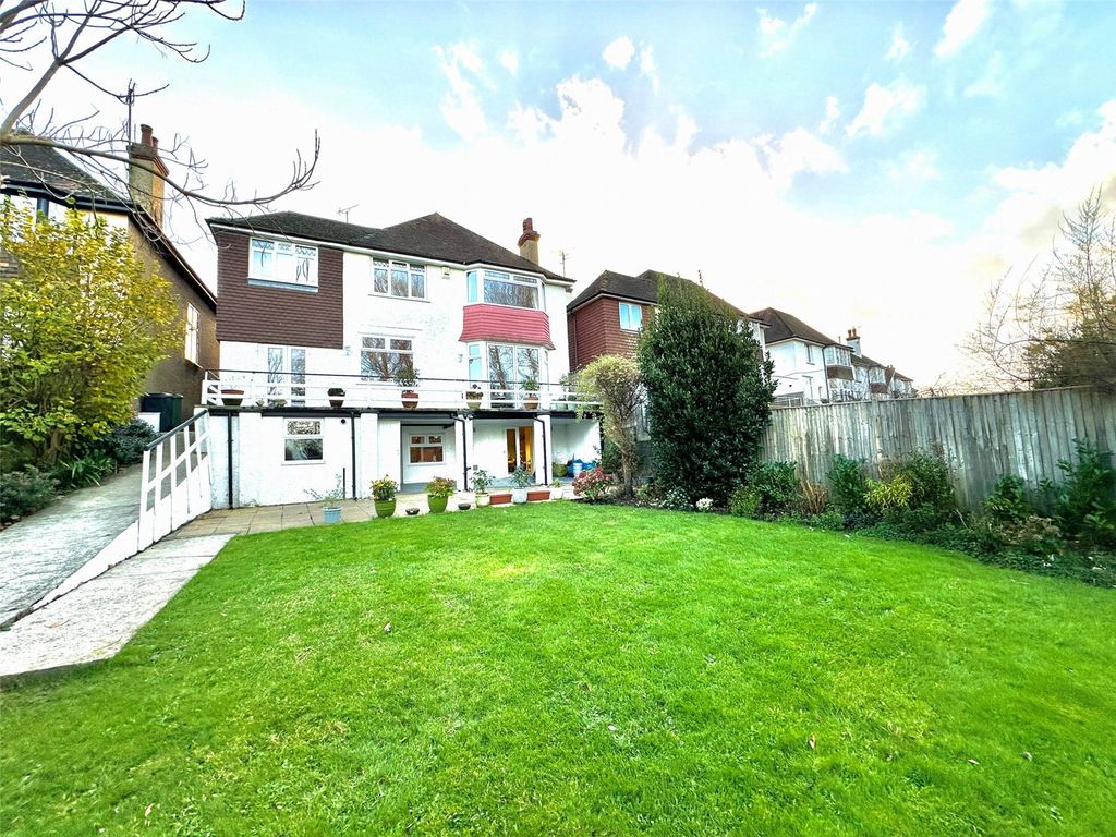Property photo 2 of 26 Picture No. 01