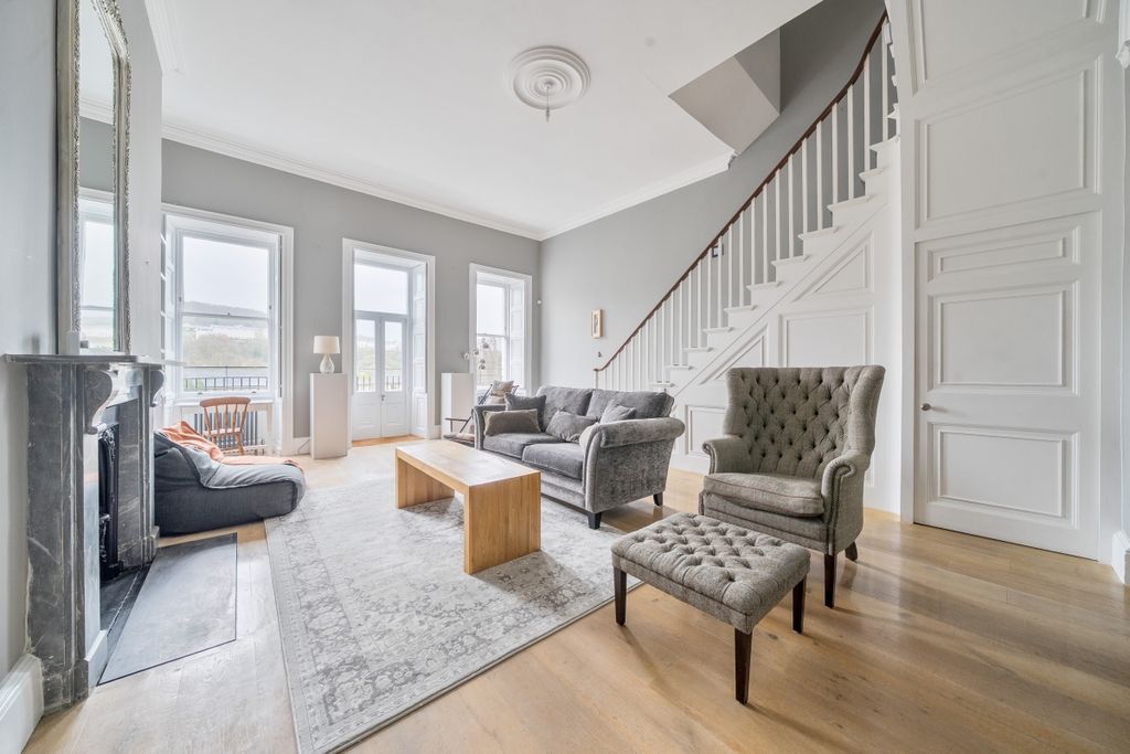 Property photo 2 of 22 1375511-2-691479B...