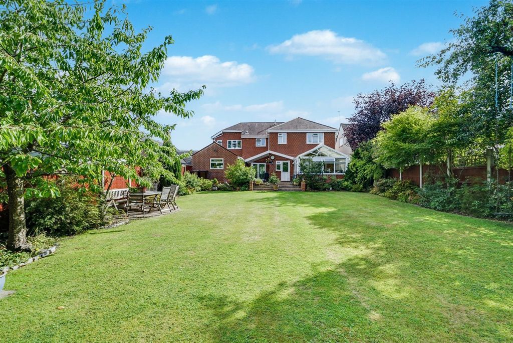 Property photo 1 of 37 Outside