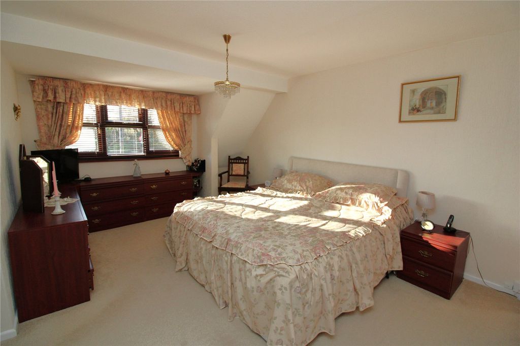 Additional image 12 of 4 bed detached house for saleSandringham Road, Fareham, Hampshire PO14
