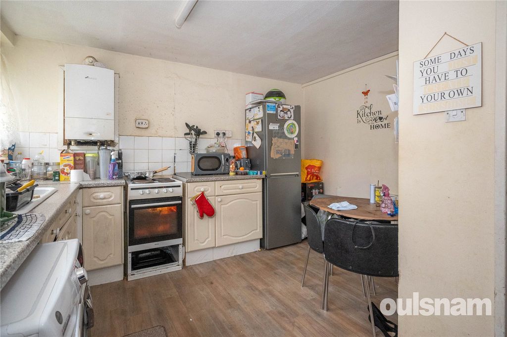 Property photo 3 of 12 Picture No. 13