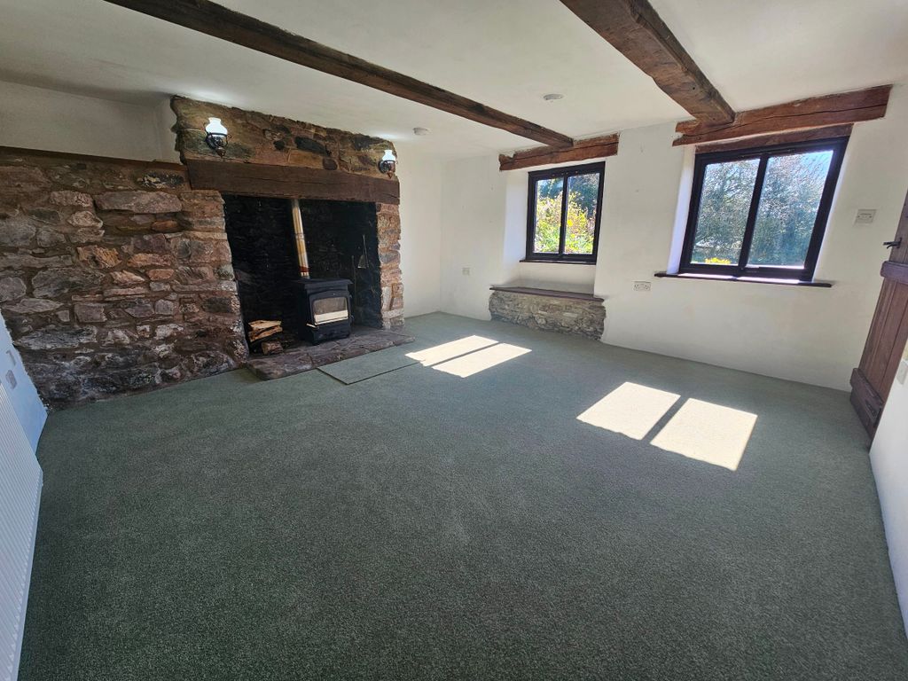 Property photo 2 of 24