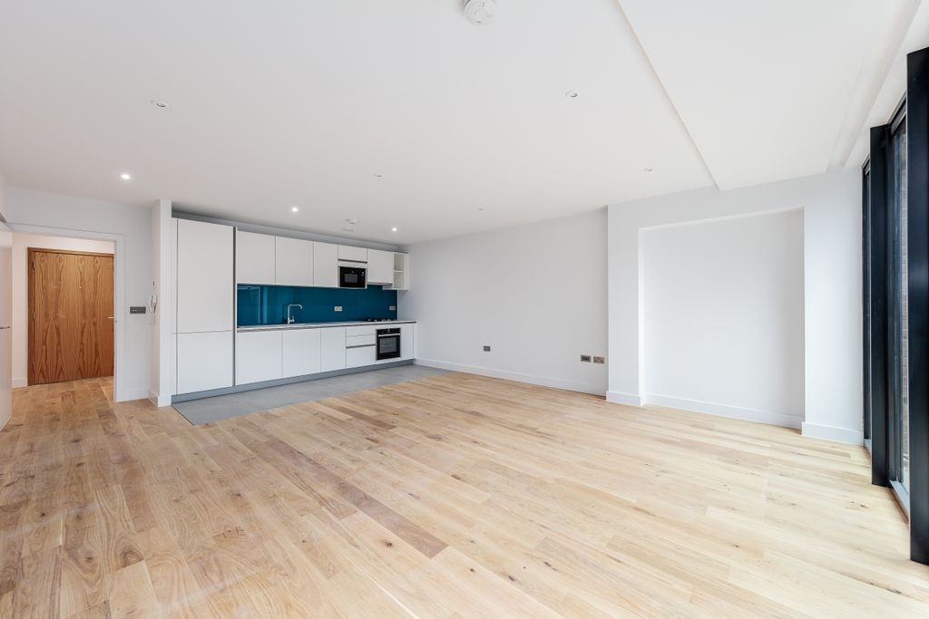 Property photo 3 of 13 3