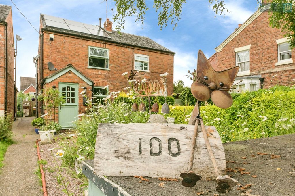 Property photo 2 of 26 Picture No. 37