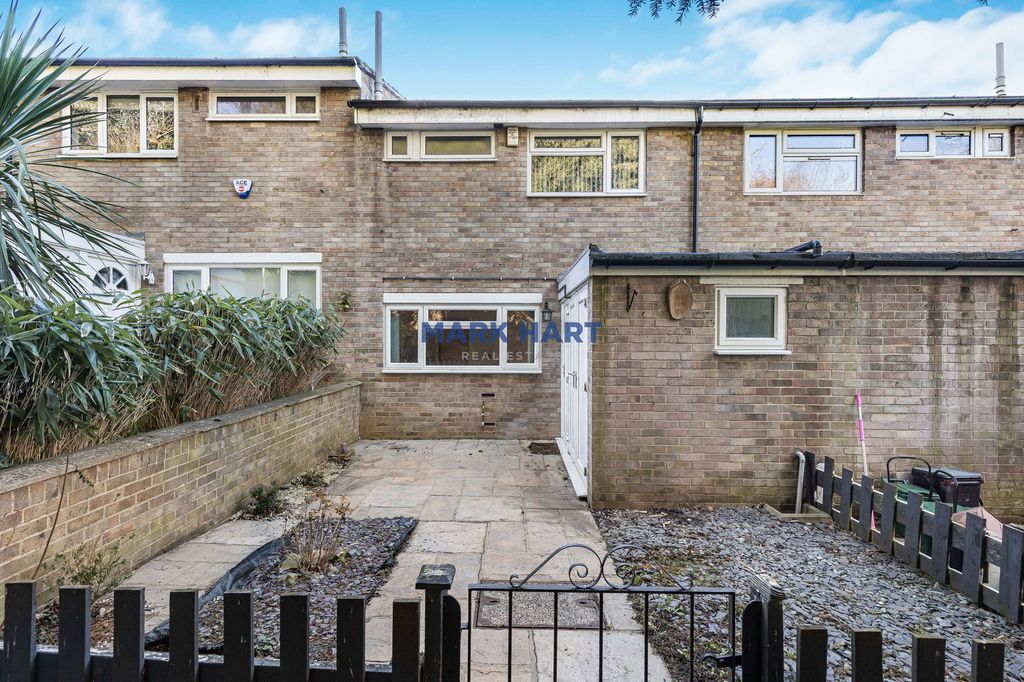 Property photo 2 of 16