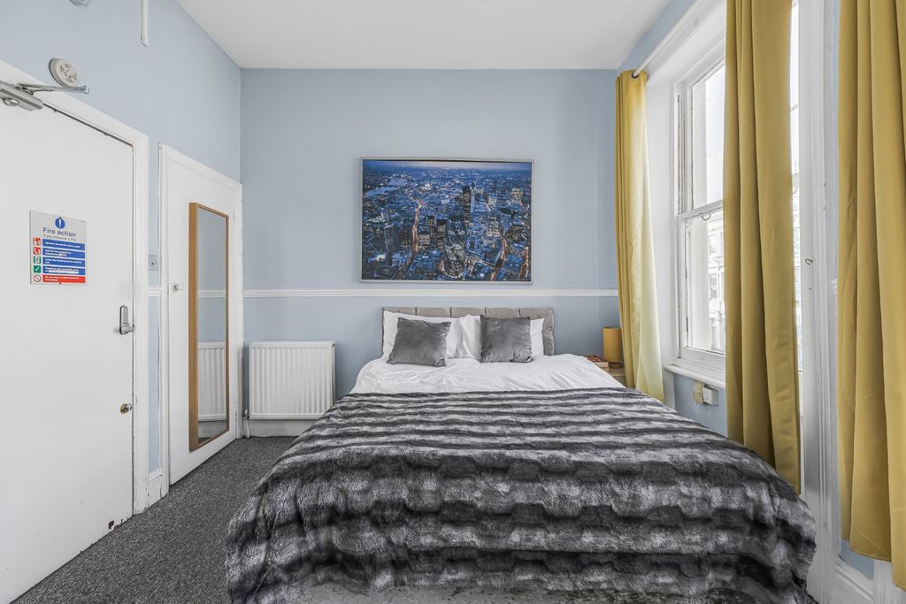 Property photo 2 of 10 Picture No. 04