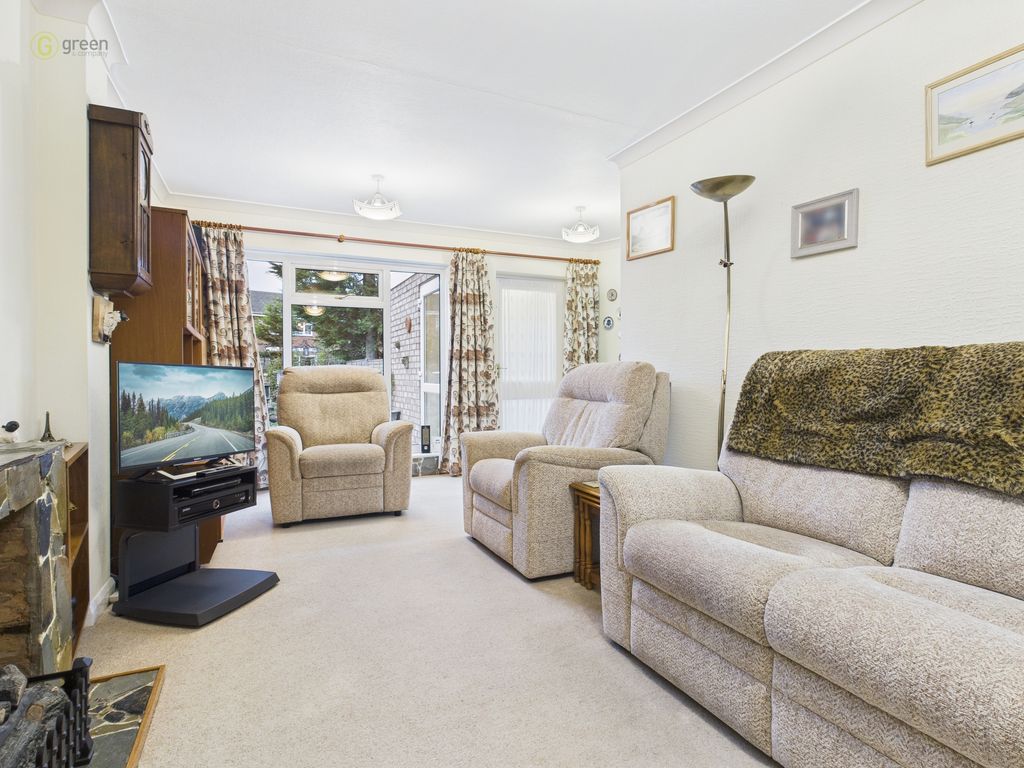 Property photo 2 of 42 Cam01332G0Pr0627Still011