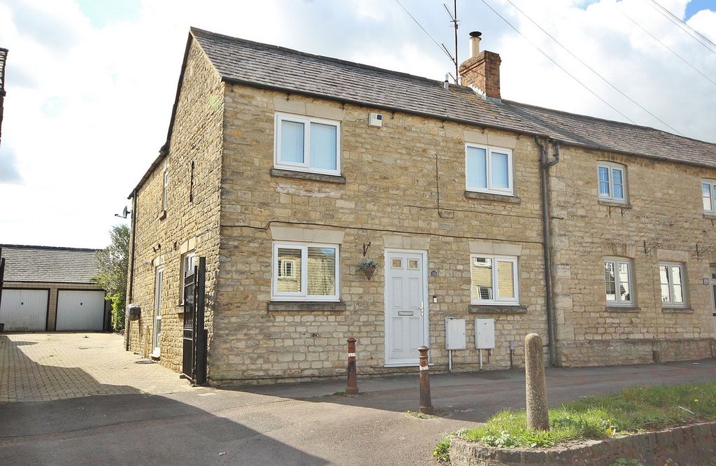 Property photo 1 of 21