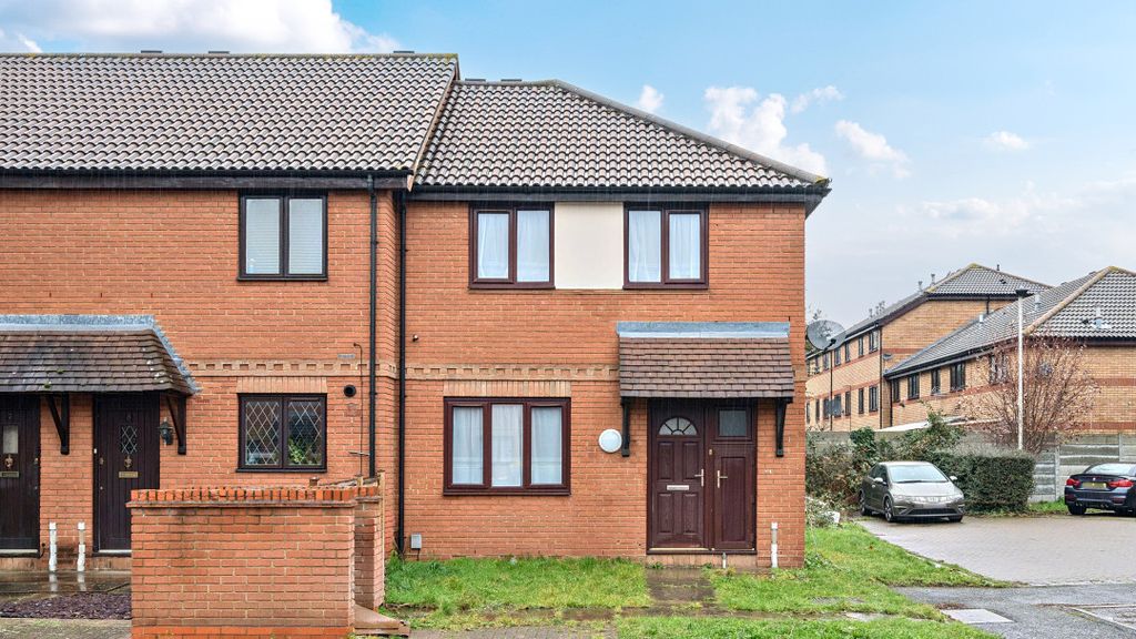 Property photo 1 of 17