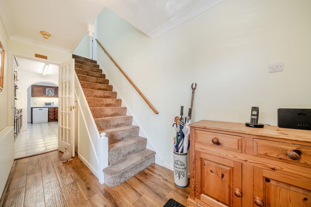 Property photo 2 of 24 1504153-24-6A7B37...