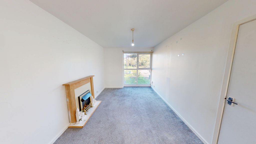 Property photo 2 of 5 78-Glenbrook-Drive-10072025_085957