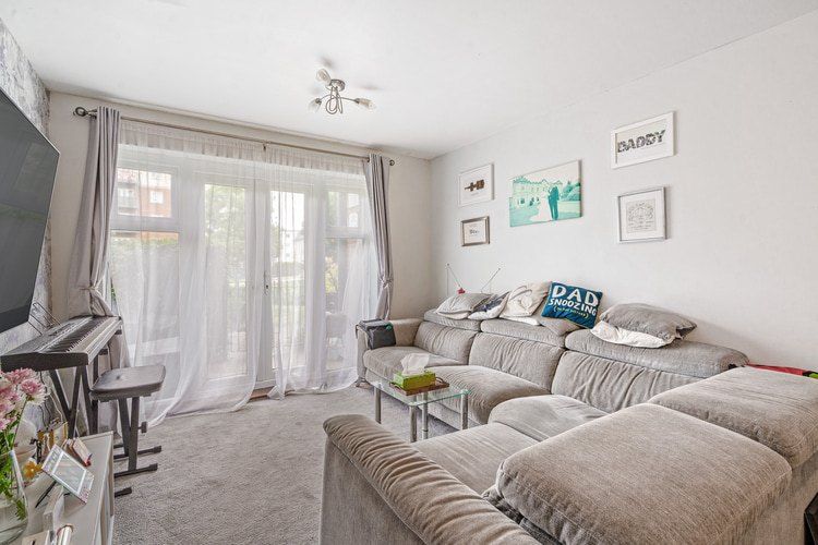 Property photo 1 of 19