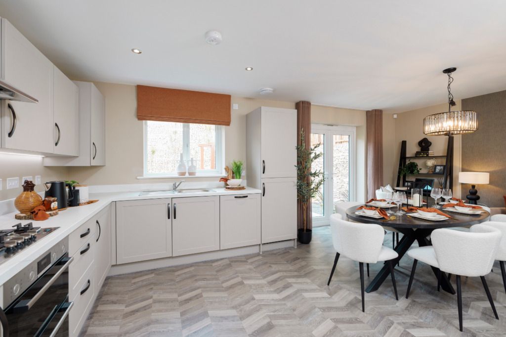 Property photo 2 of 11 Mylne Kitchen
