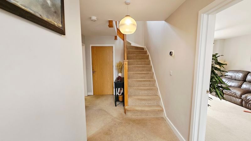 Property photo 3 of 38 Photo 23