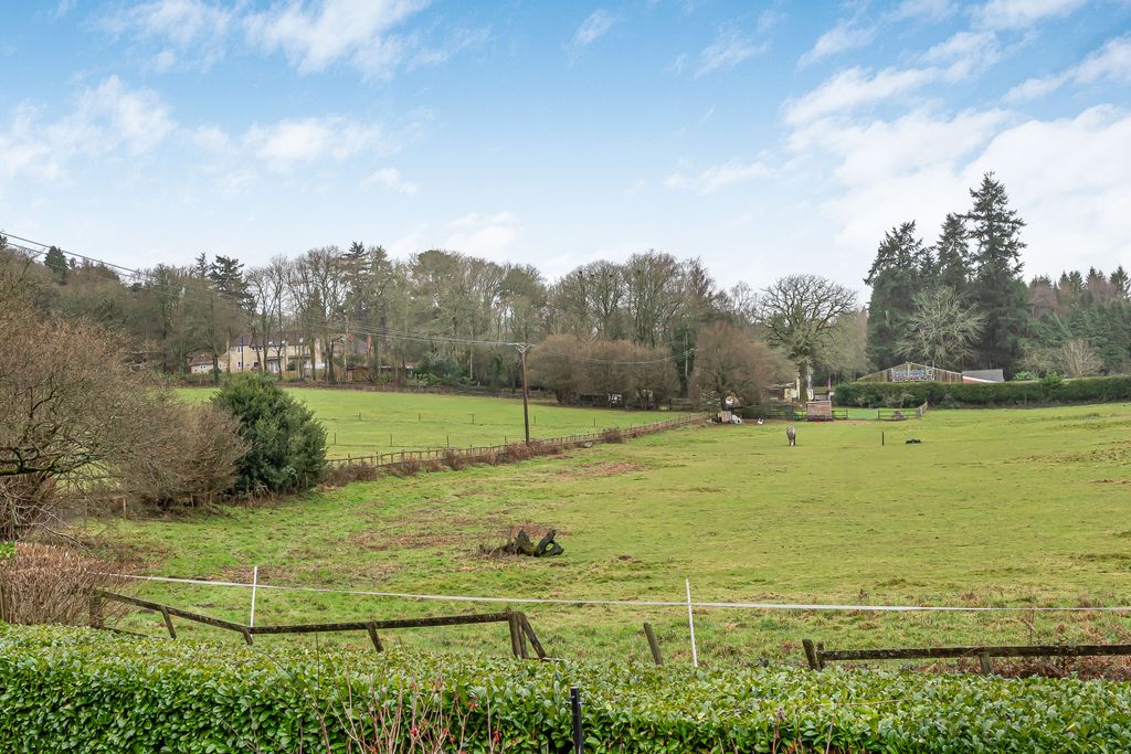 Additional image 20 of 4 bed barn conversion for saleSt Patricks Lane, Liss, Hampshire GU33