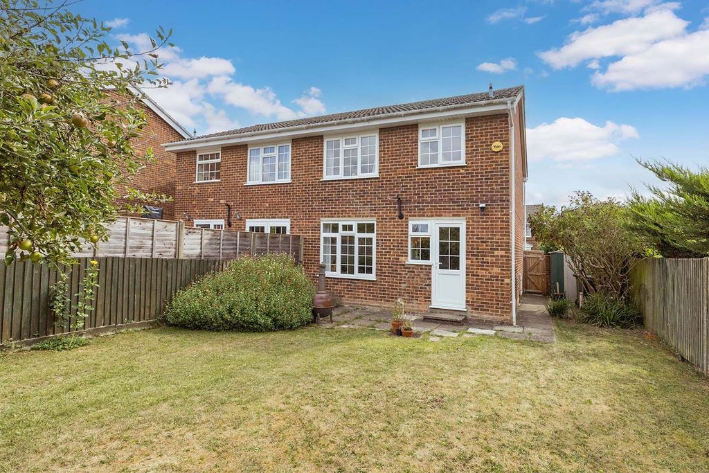 Property photo 2 of 16