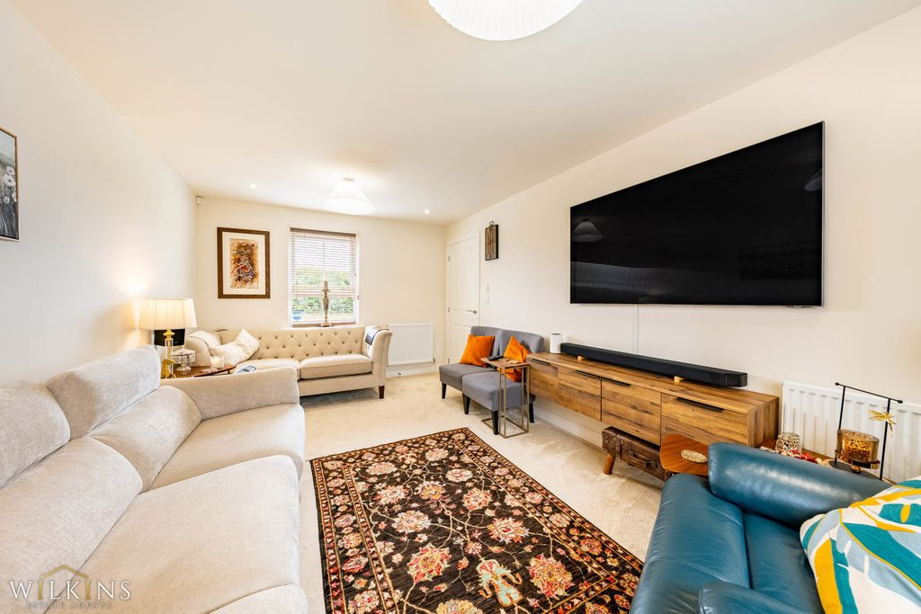 Additional image 7 of 4 bed detached house for saleHedley Close, Tamworth, Staffordshire B78