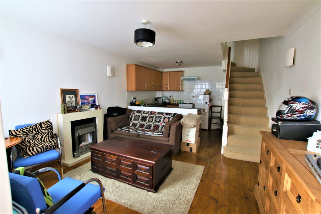 Property photo 2 of 4 Img_4535