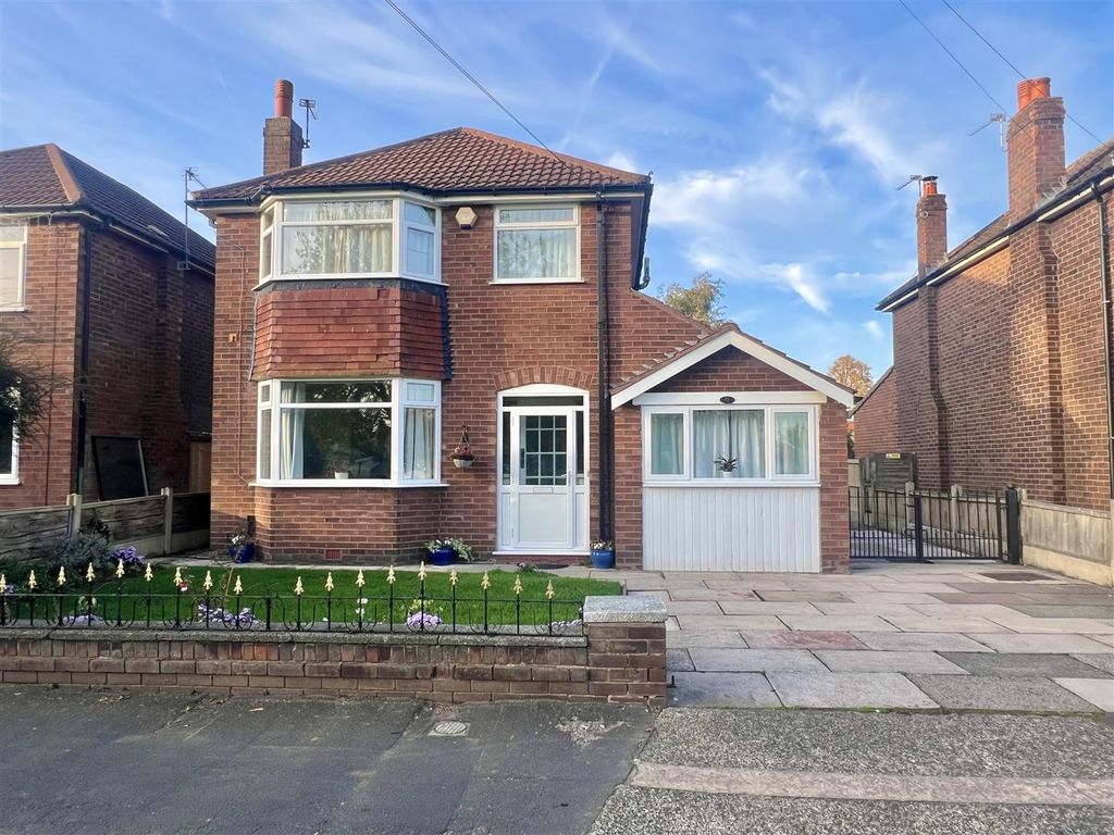 Property photo 1 of 16