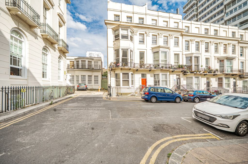 Property photo 1 of 12 3-6A832Ac1E94F3-1...