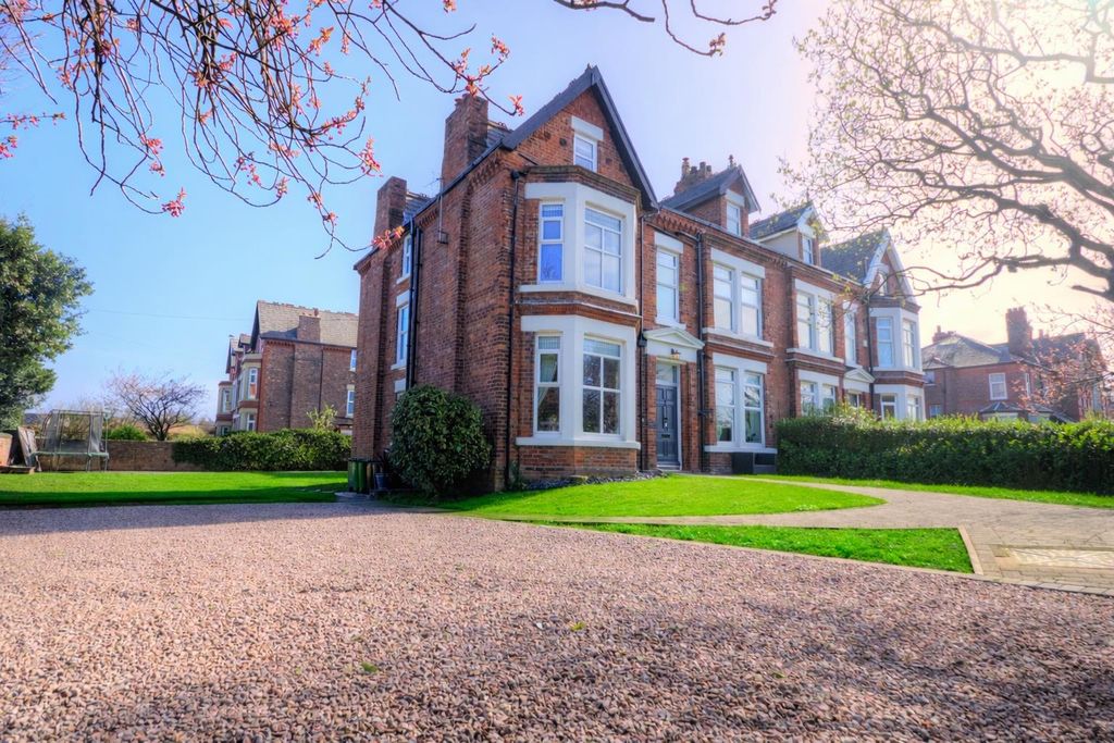 Property photo 1 of 33 d3546A45-8Beb-48Fa-94Da-B85696d98744.Png