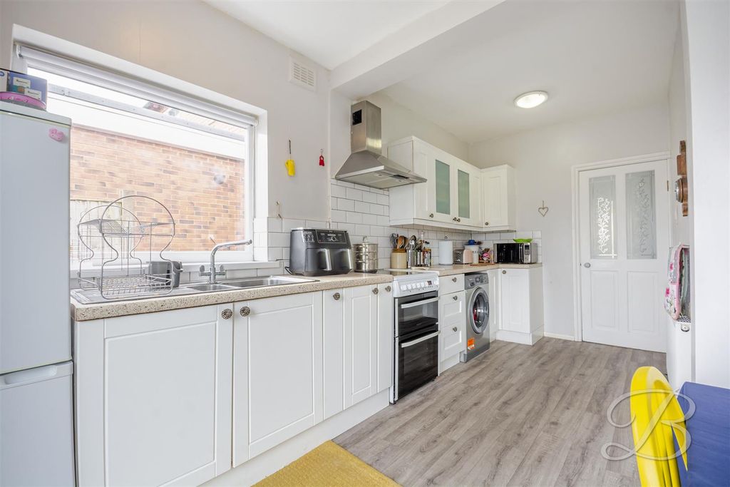 Property photo 2 of 35 Ccltd-4.Jpg