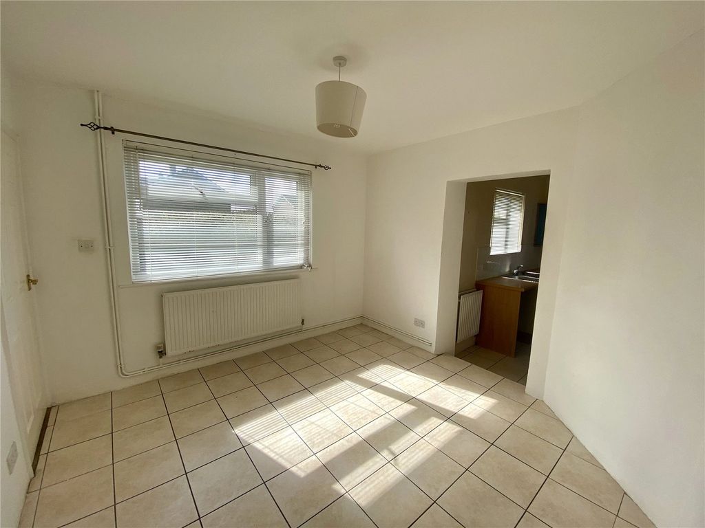 Property photo 3 of 22 Picture No. 11