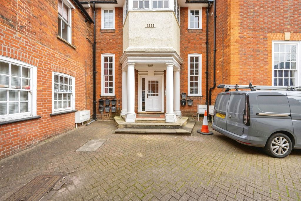 Property photo 2 of 20 Front