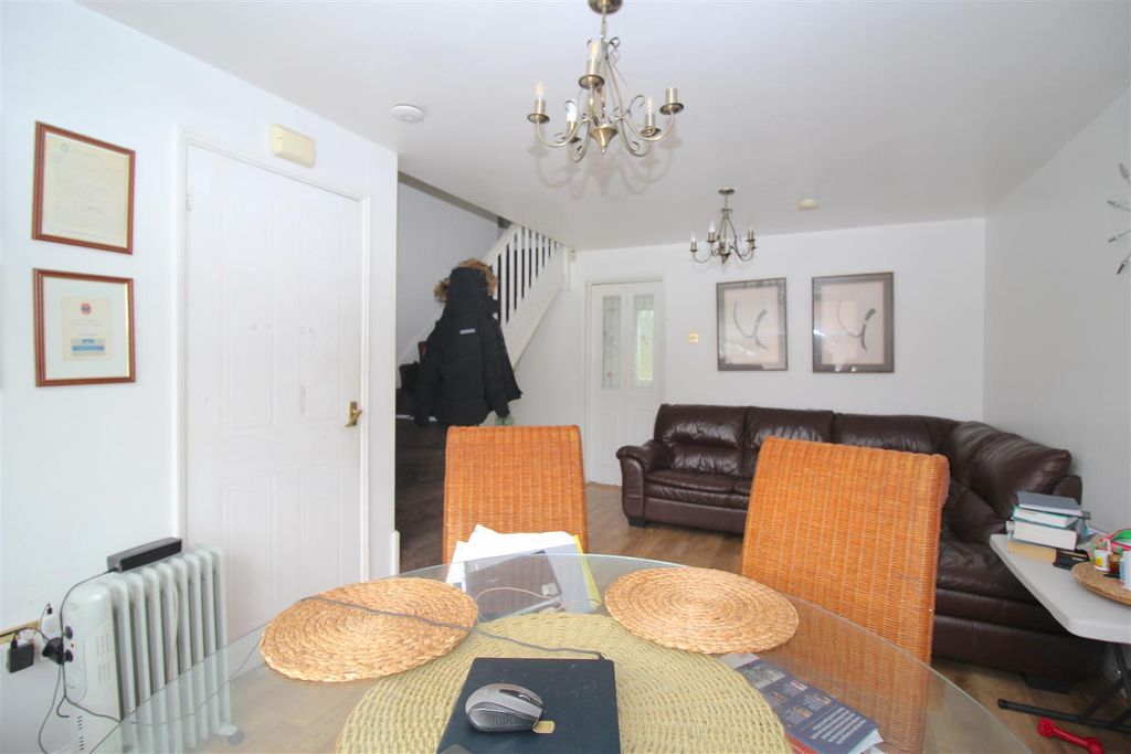 Property photo 3 of 11 Img_8570.Jpg