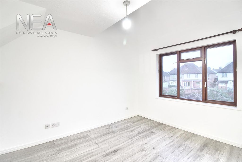 Property photo 2 of 19 Living Area